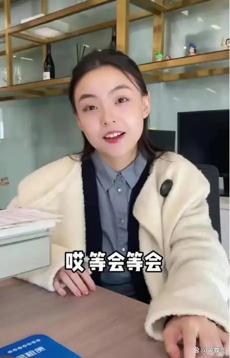 明星和网红都咋认识的_女网红与男爱豆恋爱原因_陈飞宇女网红绯闻