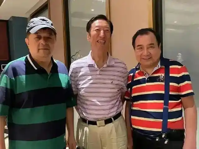 98岁李晓华晚宴_毕福剑隐居生活_参加毕福剑饭局的人