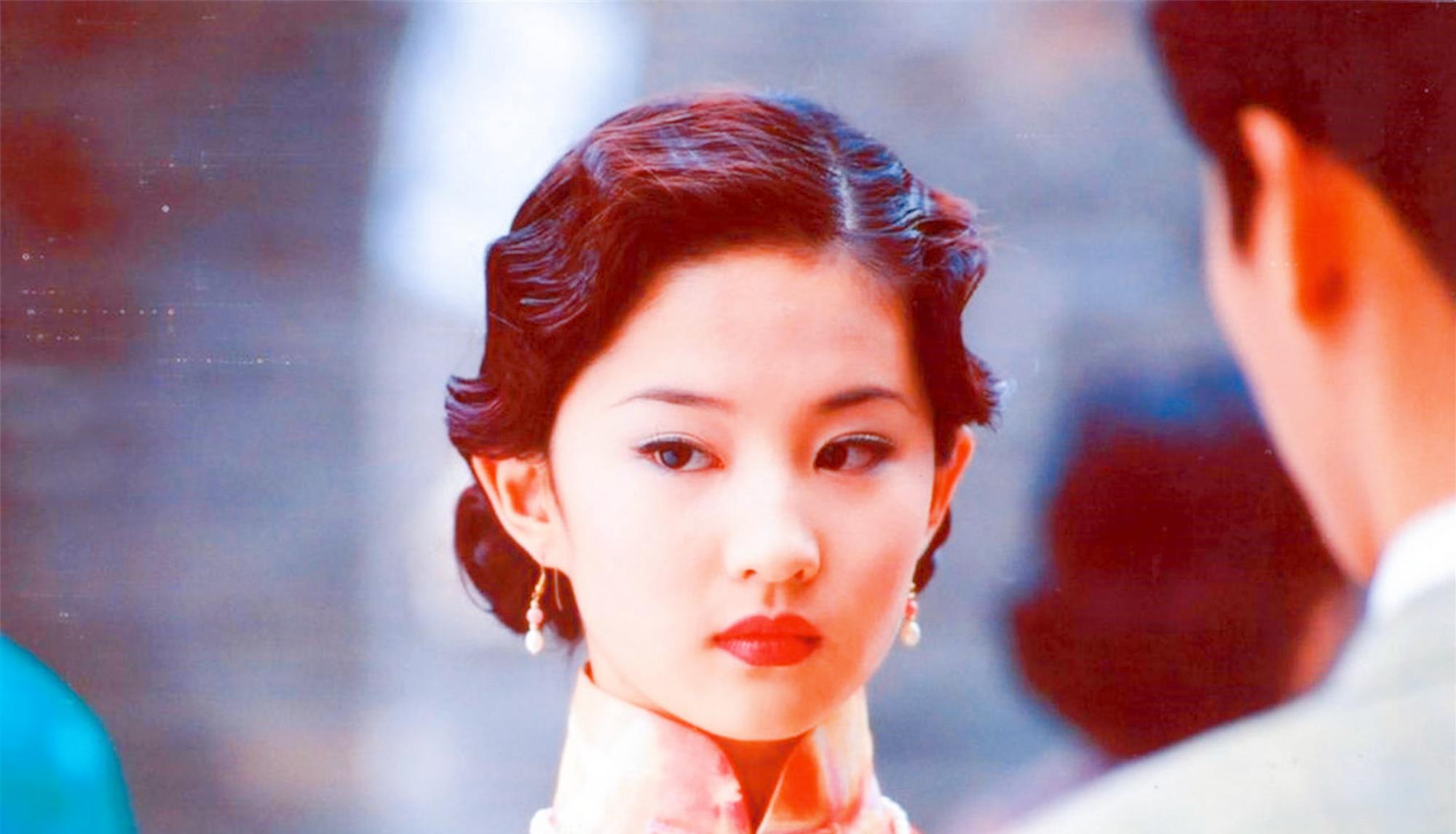 金粉世家金梅丽_金粉世家演员现状_董洁刘亦菲舒畅孙宁米扬徐露刘佳佳陶飞霏