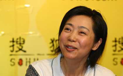 中国女排前队员梁艳_女排梁艳的老公张振兴_梁艳排球生涯