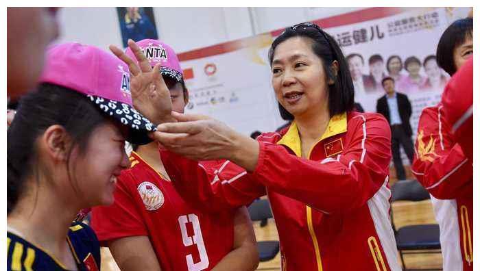 中国女排前队员梁艳_梁艳排球生涯_女排梁艳的老公张振兴