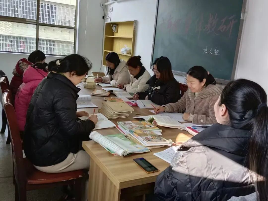 师德师风建设_师德师风 学校新闻稿_新时代教师队伍建设