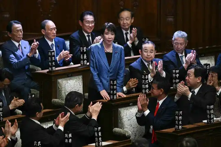 三度叩门 终掌相印 64岁高市早苗成日本首位女首相