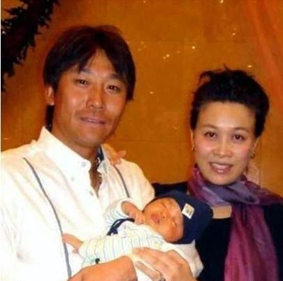 奉子成婚 明星 离婚案例_张国立为什么和前妻离婚