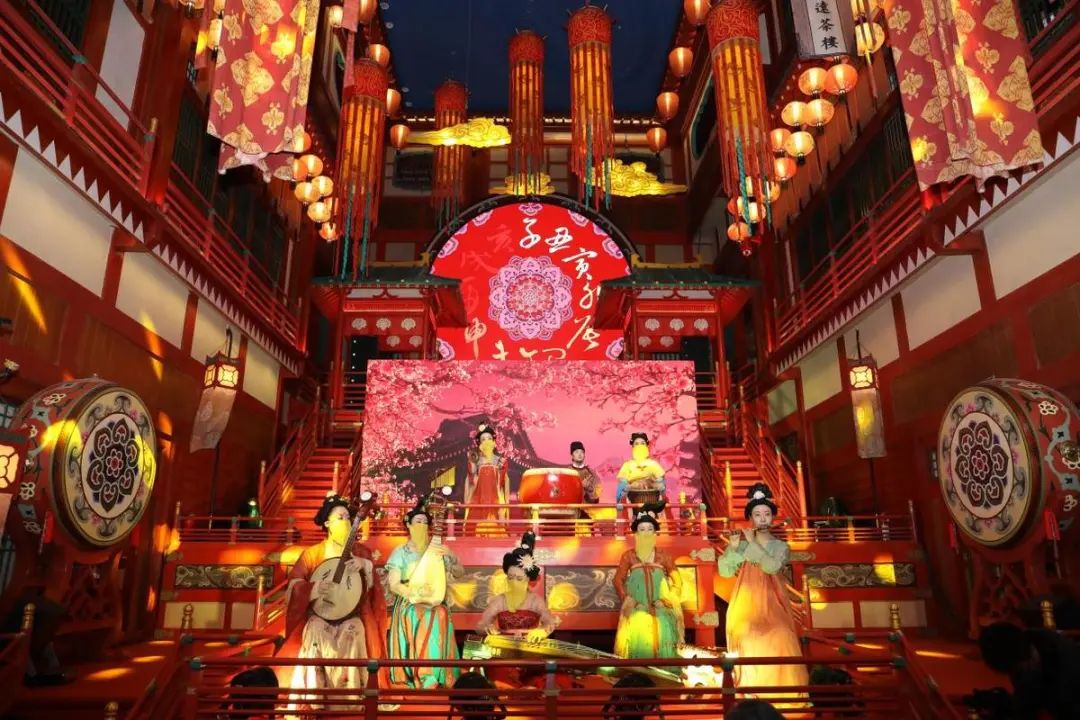 新型旅游网站热地带的案例_沉浸式旅游案例_冰雪旅游新业态