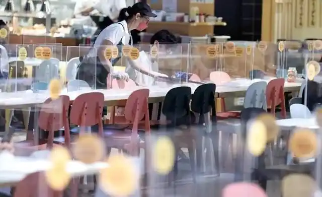 国民党回应民进党:您哪位_国民党批评民进党政治操作_民进党扮演执政团队桥梁