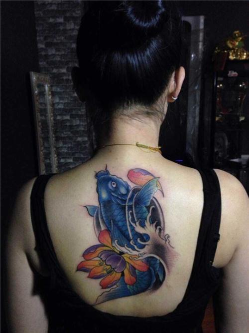 洗文身后悔 夏天洗文身人数 洗文身痛感_弄纹身疼吗