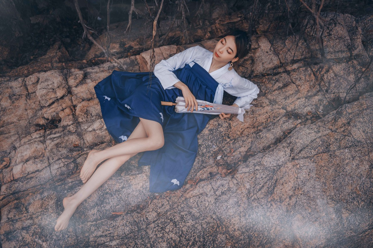 小说：塔防：开局百倍攻速，防御塔普攻还能加攻击，谁与争锋？