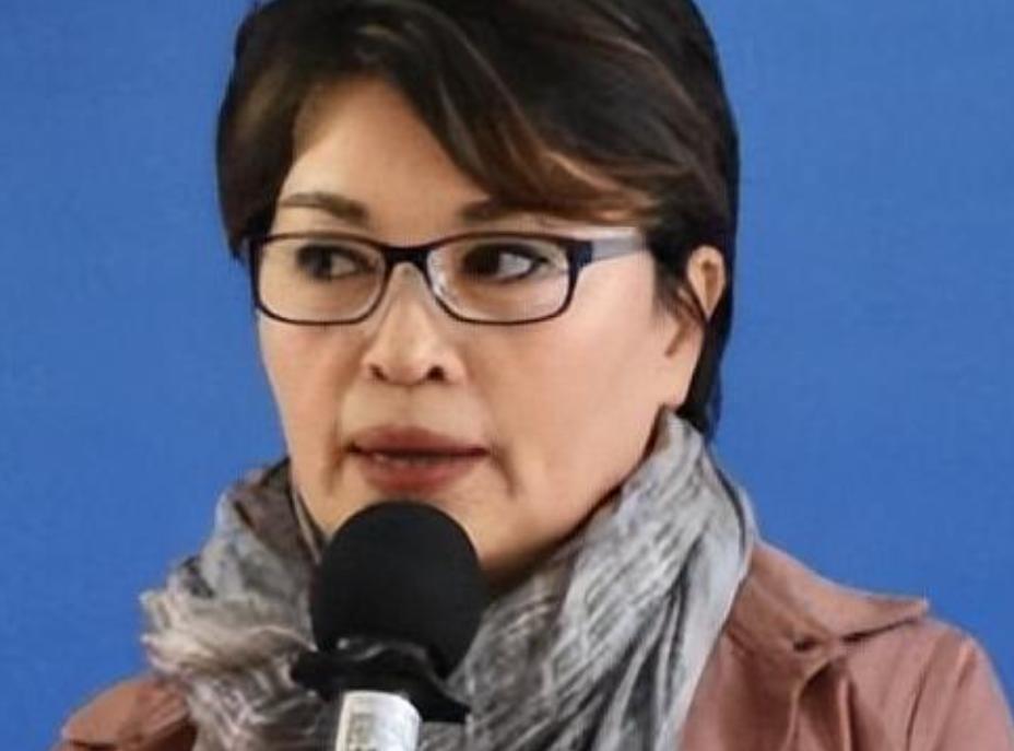 李瑞英主持新闻联播28年0失误_央视一姐李瑞英_新闻联播错误集锦2