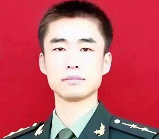 军嫂母亲节遗憾_青州二炮沈星_沈星河畔英雄事迹