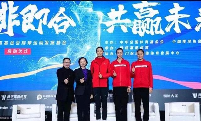 梁艳 排球生涯_女排梁艳的女儿_梁艳 早年经历