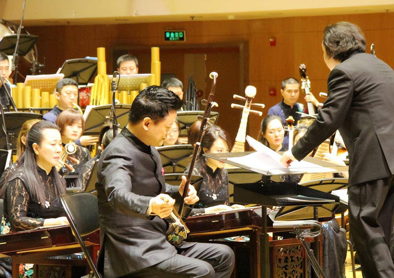 女排梁艳的女儿_梁艳 中国女排五连冠 退役后生活