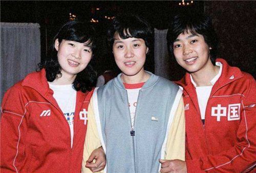 梁艳 女排精神 五连冠_中国女排 传奇人物 梁艳_女排梁艳的女儿