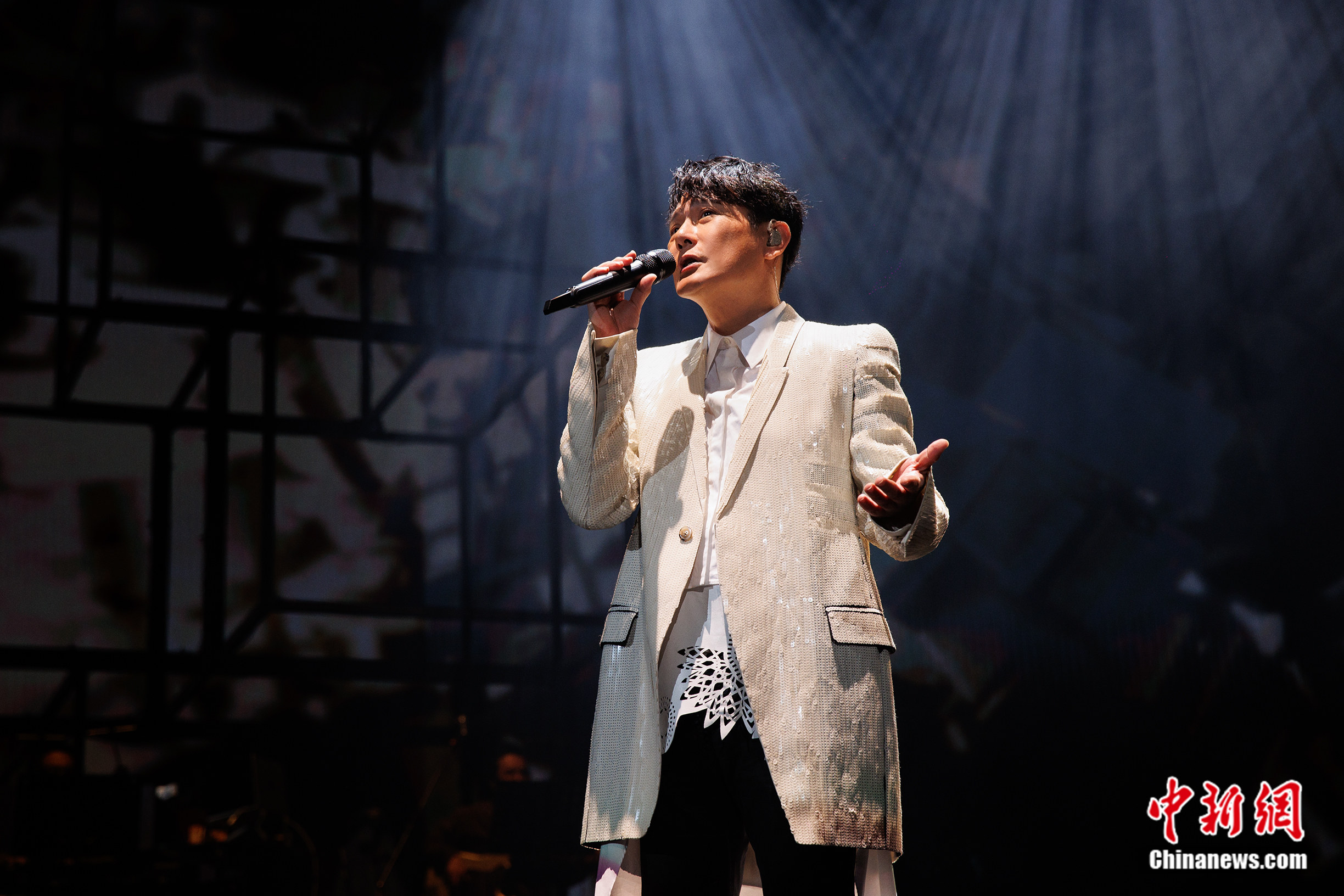 张信哲声生不息宝岛季_张信哲回忆台湾流行音乐_张信哲爱国