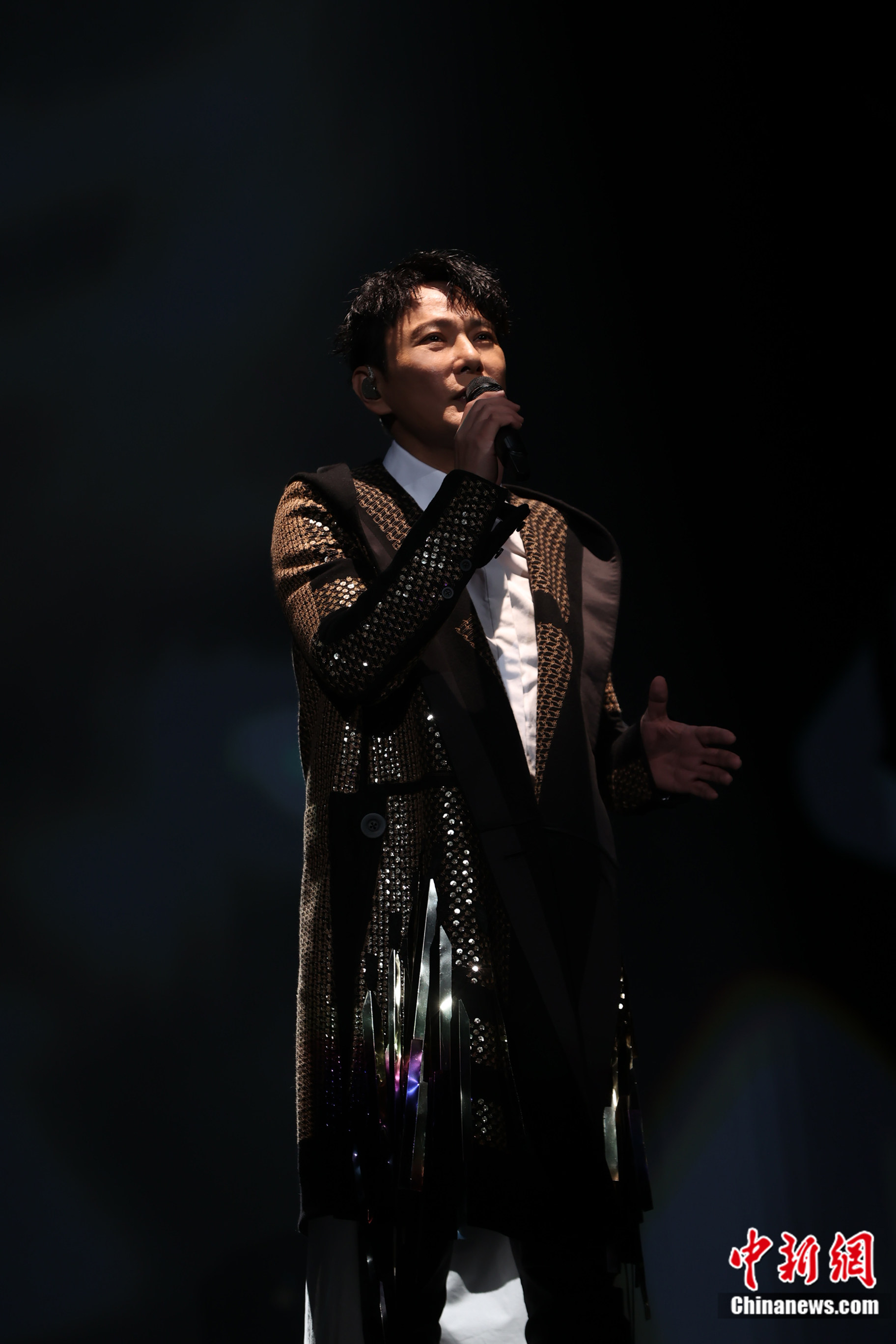 张信哲声生不息宝岛季_张信哲回忆台湾流行音乐_张信哲爱国