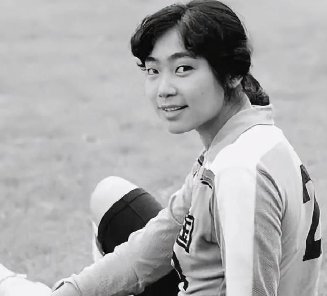 梁艳个人经历_中国女排历史人物_女排梁艳的女儿