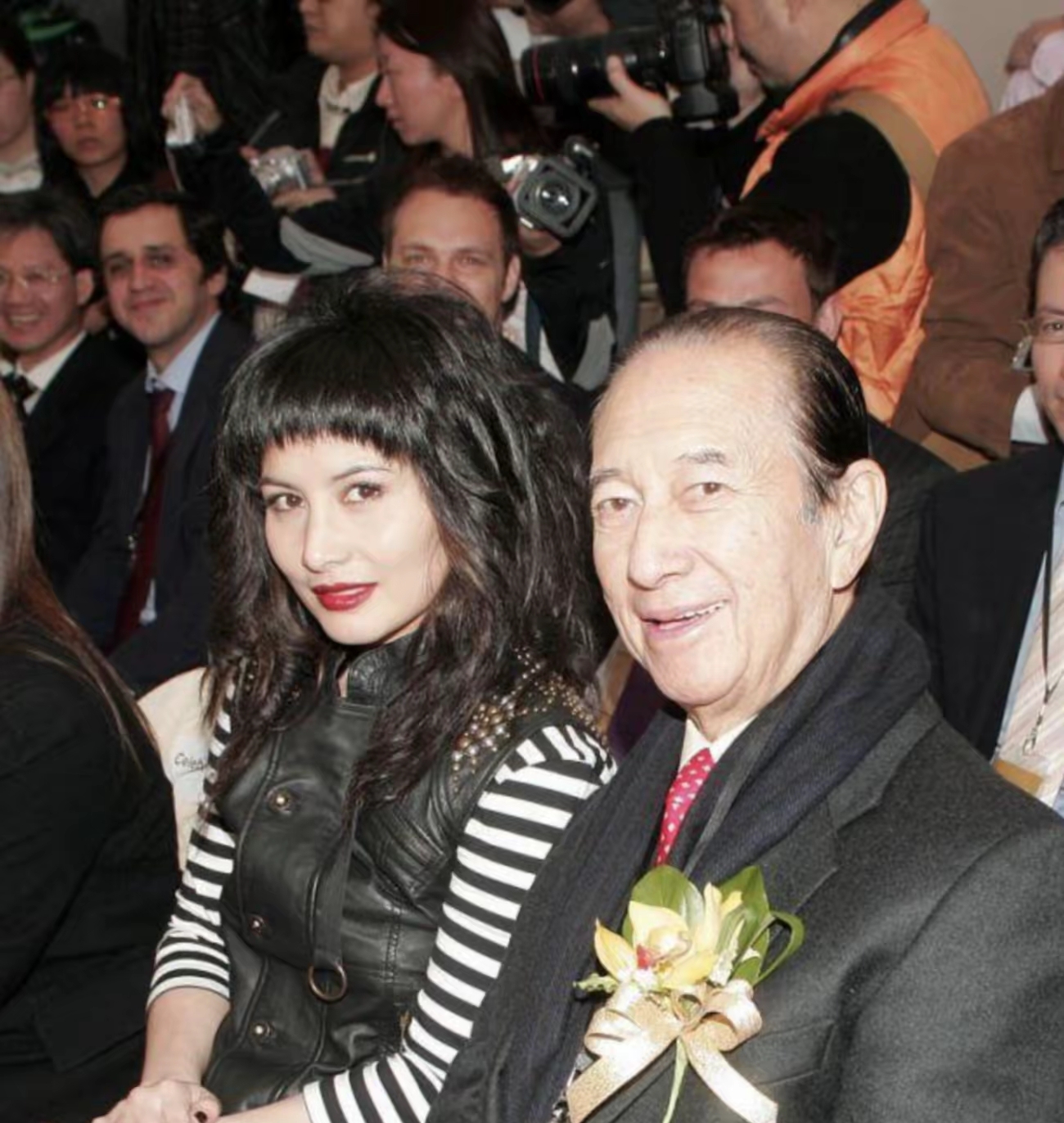 澳门赌王_何超英何超琼何超莲何超欣_何鸿燊四房太太子女