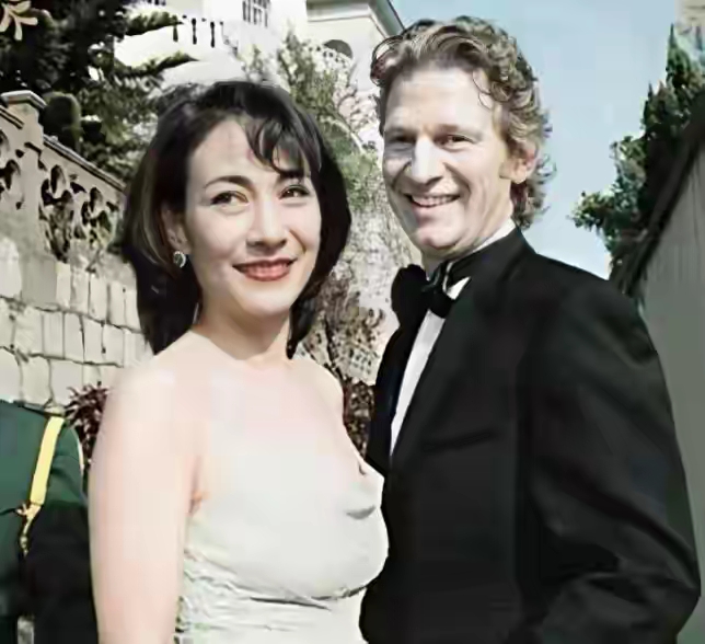 何超英何超琼何超莲何超欣_何鸿燊四房太太子女_澳门赌王