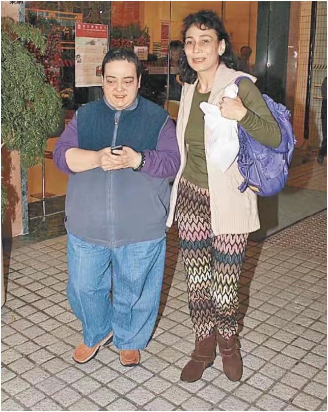 澳门赌王_何超英何超琼何超莲何超欣_何鸿燊四房太太子女