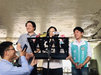 62岁蔡英文把林志玲说成“志玲姐姐”，台网友：啥？
