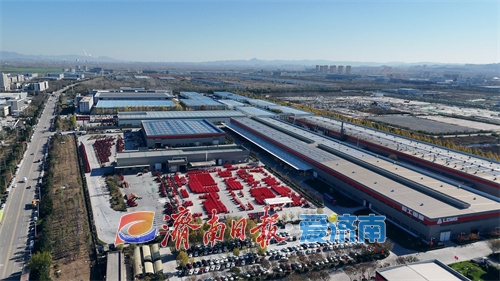 百吨级矿用挖掘机_超大挖掘机工作视频_济南临工重机