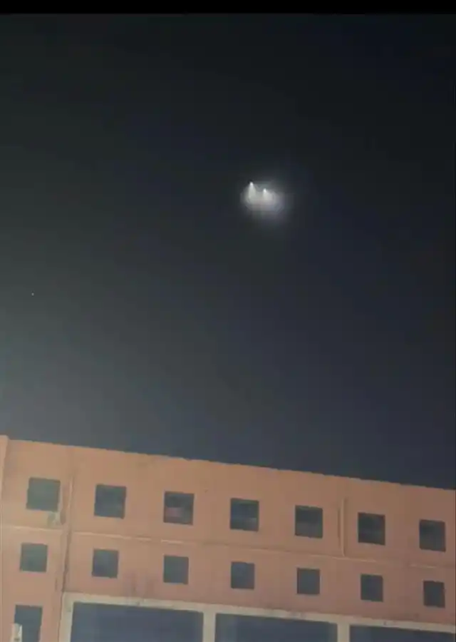 北京天津河北山东河南不明飞行物_山东河北现串珠型不明发光飞行物_火箭云人造奇观