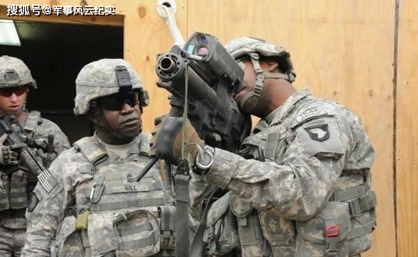 MGL榴弹发射器原型_M32榴弹发射器_美国大炮狙击枪