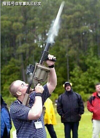 MGL榴弹发射器原型_M32榴弹发射器_美国大炮狙击枪