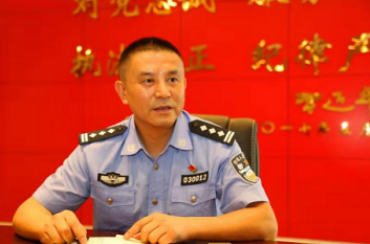 湖南政法频道新闻交警_警色守护者_株洲交警