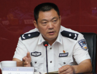 湖南政法频道新闻交警_警色守护者_株洲交警