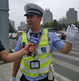 警色守护者_株洲交警_湖南政法频道新闻交警