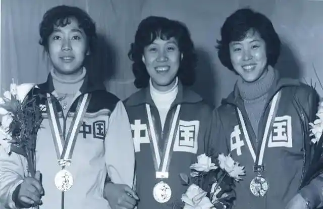 老女排梁艳_女排五连冠功臣梁艳_梁艳现在做什么工作