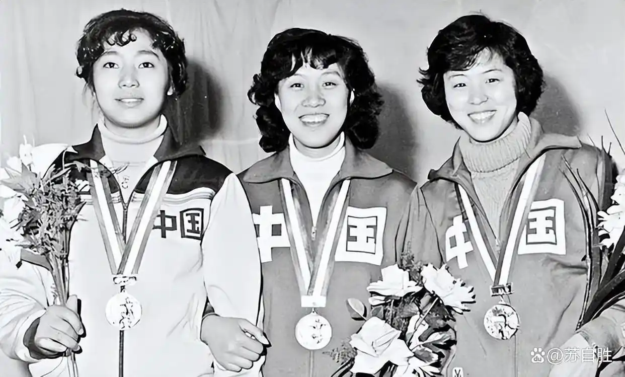 中国女排五连冠历史_梁艳中国人民大学新闻摄影_老女排梁艳