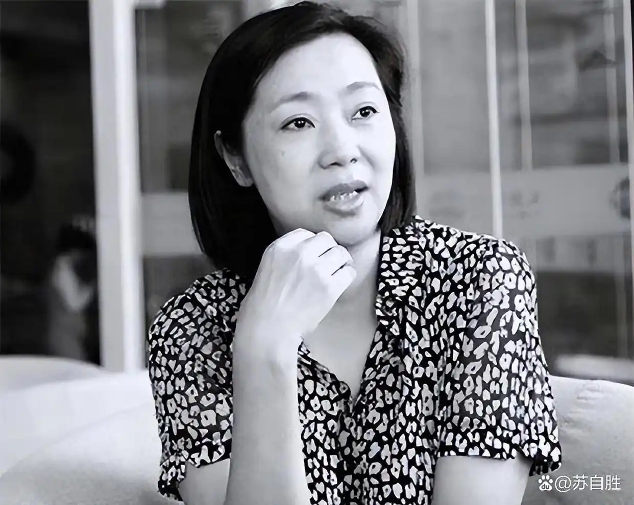 梁艳中国人民大学新闻摄影_老女排梁艳_中国女排五连冠历史