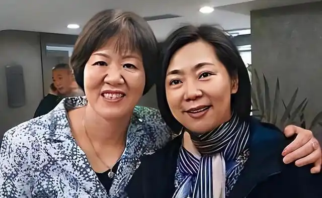 梁艳女排生涯_梁艳退役后生活_老女排梁艳