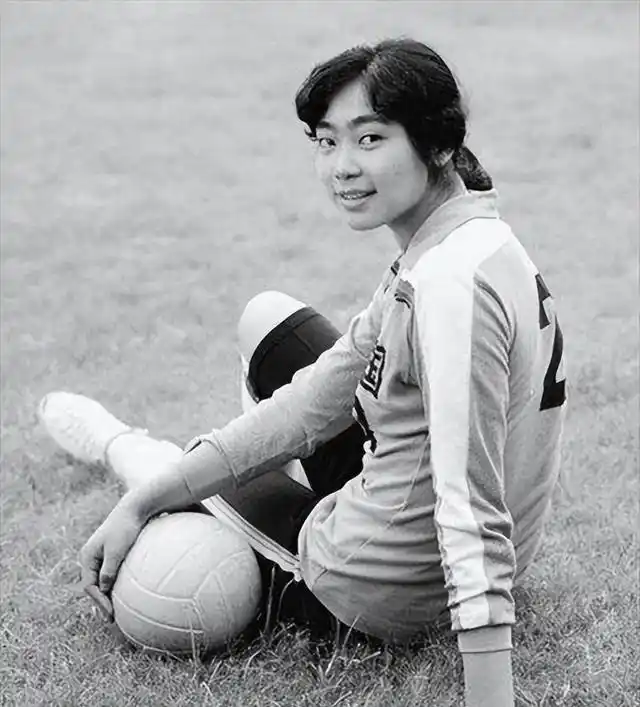 梁艳女排生涯_老女排梁艳_梁艳退役后生活