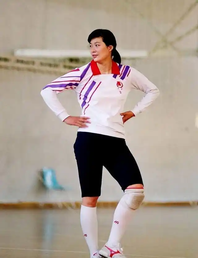 梁艳女排生涯_老女排梁艳_梁艳退役后生活