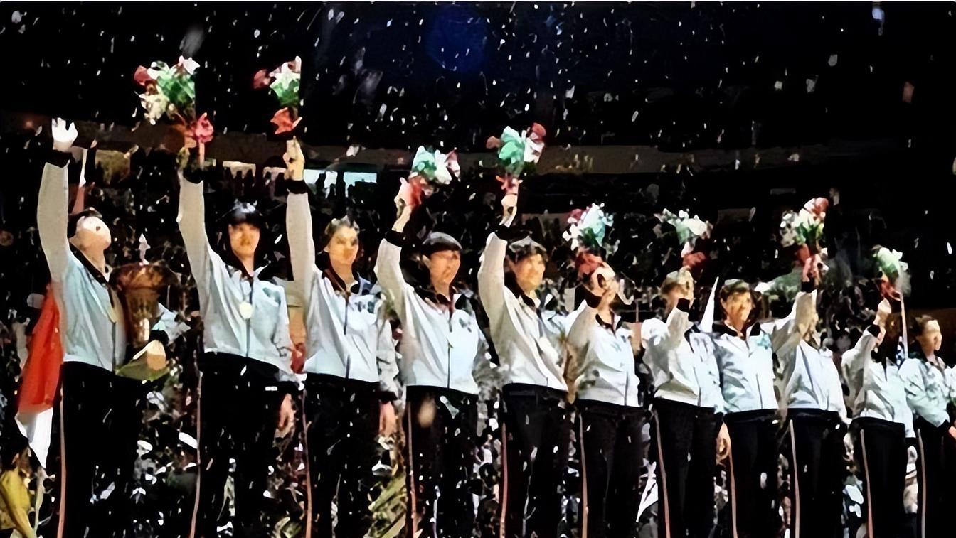 中国女排五连冠梁艳 退役后生活经历 传奇女排队员梁艳商业成就_老女排梁艳