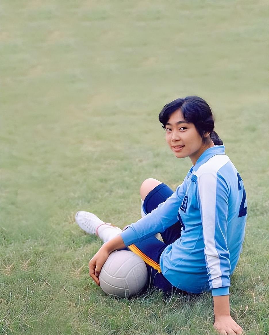 中国女排五连冠梁艳 退役后生活经历 传奇女排队员梁艳商业成就_老女排梁艳