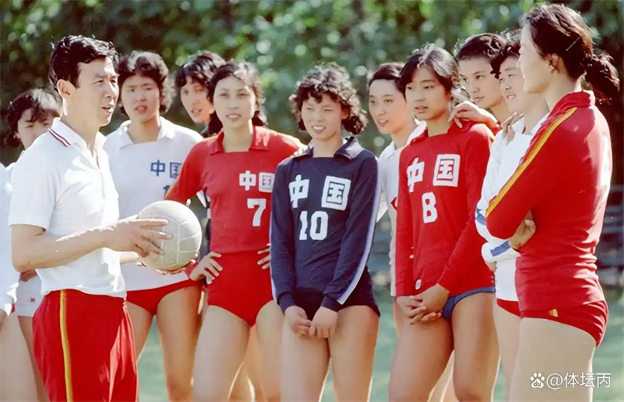 老女排梁艳_梁艳 中国女排五连冠 退役后创业