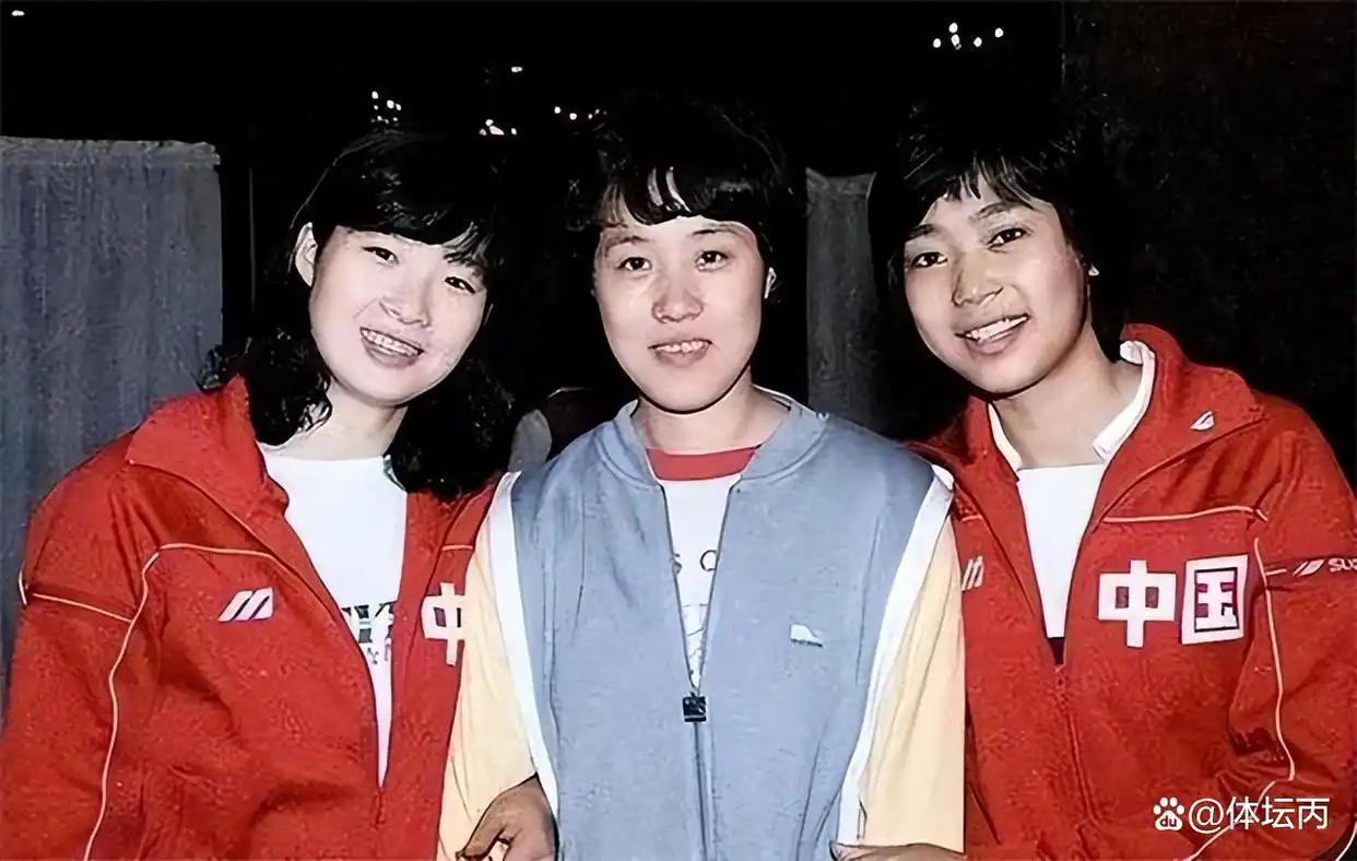 梁艳 中国女排五连冠 退役后创业_老女排梁艳