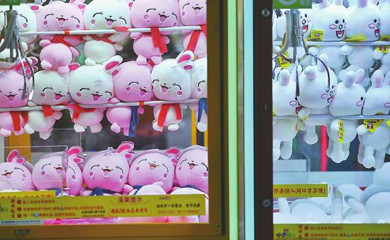 娃娃机杀手——500只娃娃与近万元花费