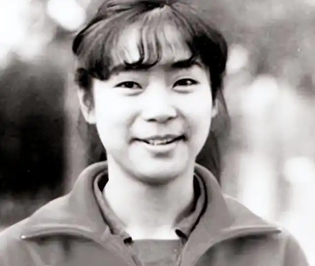 老女排梁艳_梁艳退役后生活_梁艳中国人民大学摄影专业