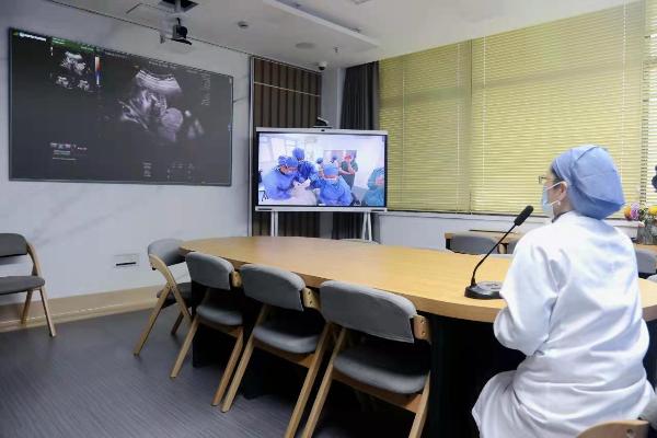 5G人工智能胎儿医学_远程胎儿手术指导_无心畸胎