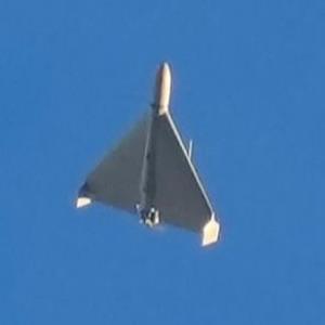 俄罗斯自杀式无人机突袭乌克兰_乌克兰防空系统应对无人机袭击_俄罗斯目击者131无人机升级版