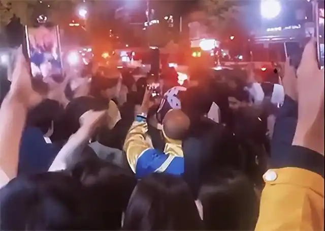 韩国万圣节踩踏事故现场描述_韩国梨泰院踩踏事件调查结果出炉_韩国梨泰院踩踏事故详细情况