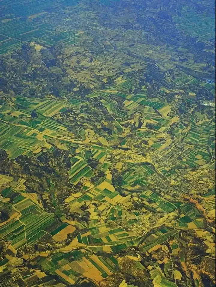 秦岭形成原因_秦岭南北分界线地理意义_南北分界线具象化了