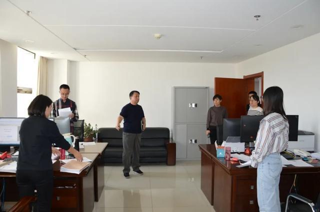 婚外情 夫妻出轨 夫妻背叛_办公室偷情详述