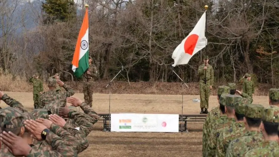 美国战略重心俄罗斯倾斜_日本对美依赖度下降_美国证实日本即将沉没