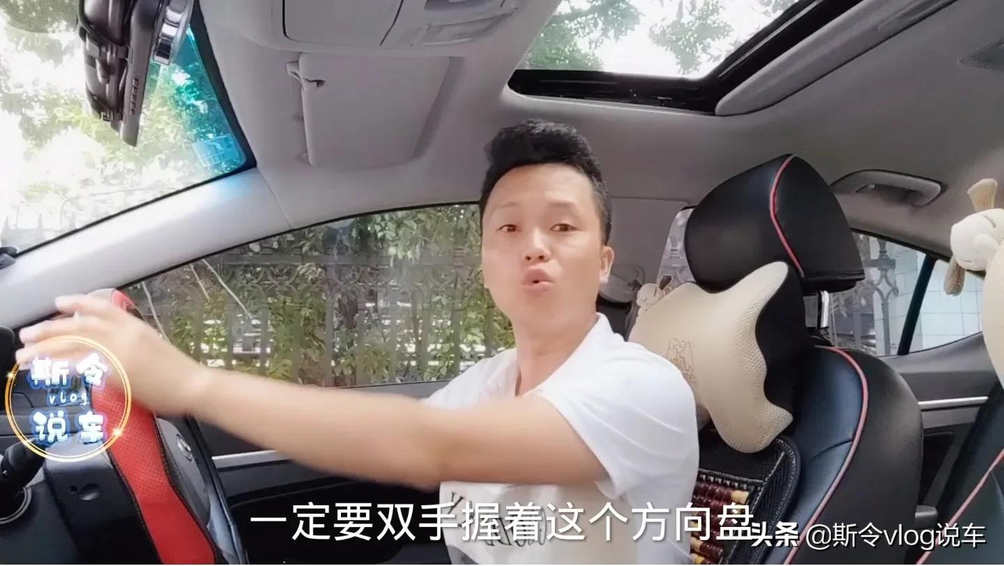 新手驾车_新手司机转弯技巧_转弯车速控制